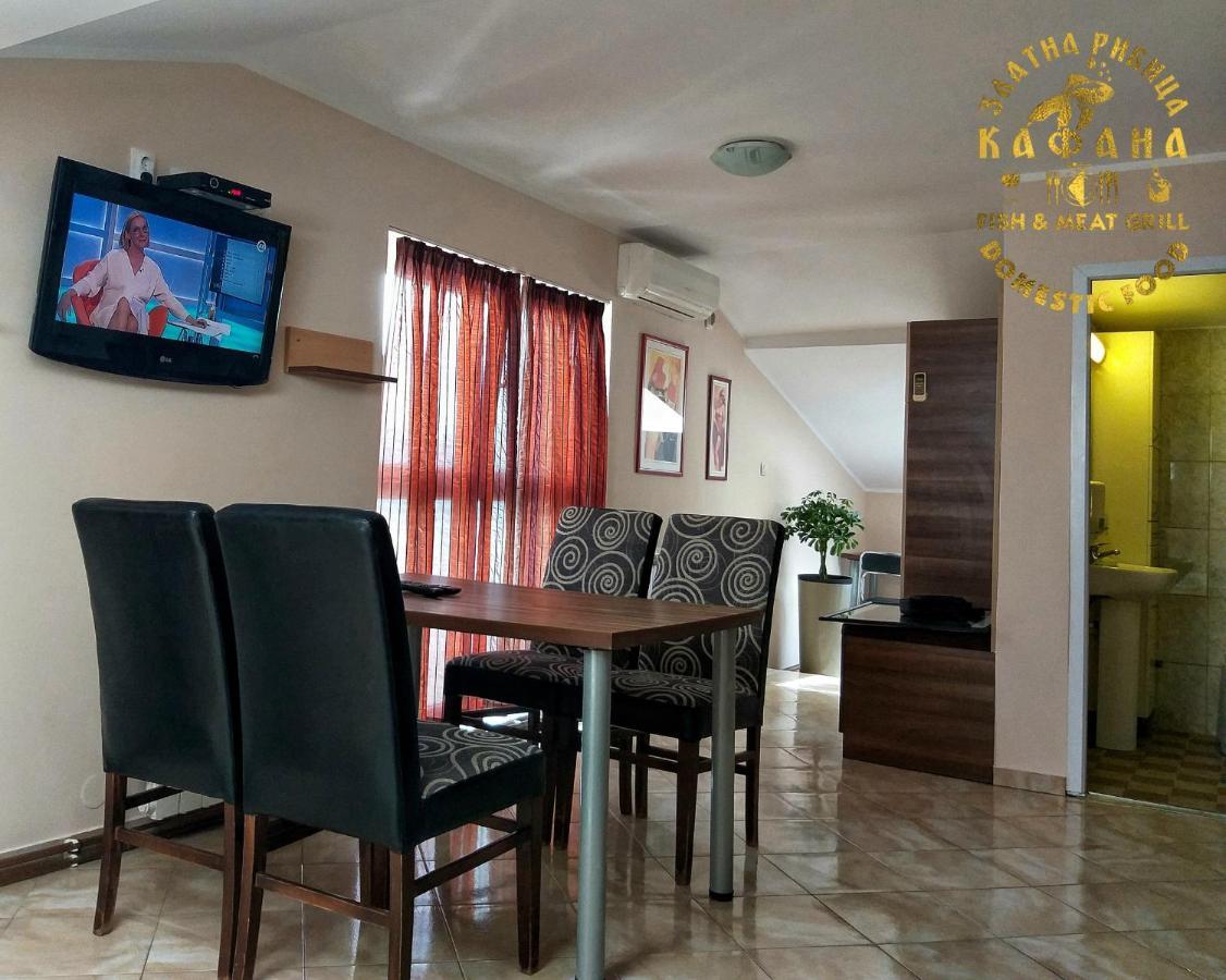 Apartamento Zlatna Ribica Golubac Exterior foto