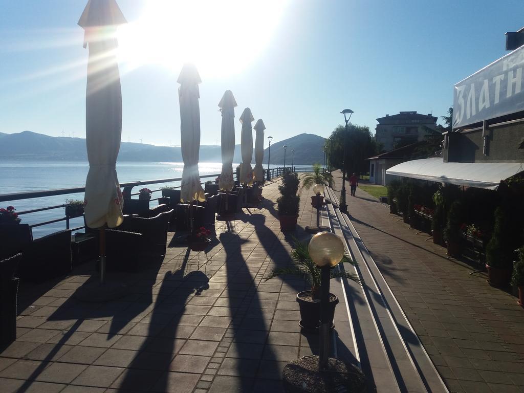 Apartamento Zlatna Ribica Golubac Exterior foto